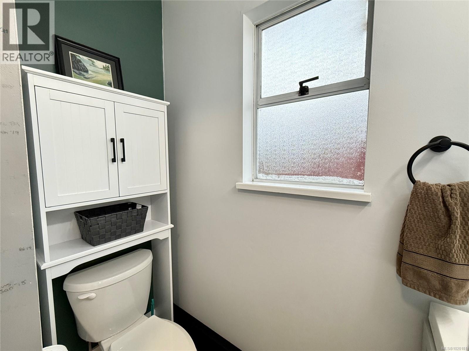 2611 Cardena Cres, Port McNeill