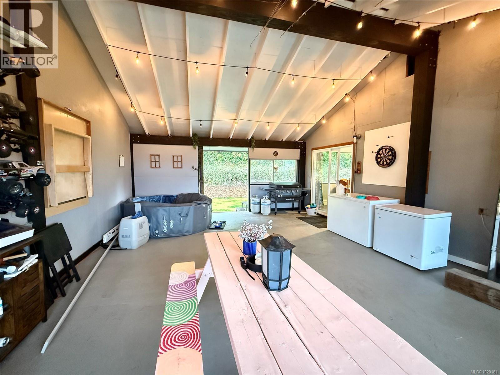 2611 Cardena Cres, Port McNeill