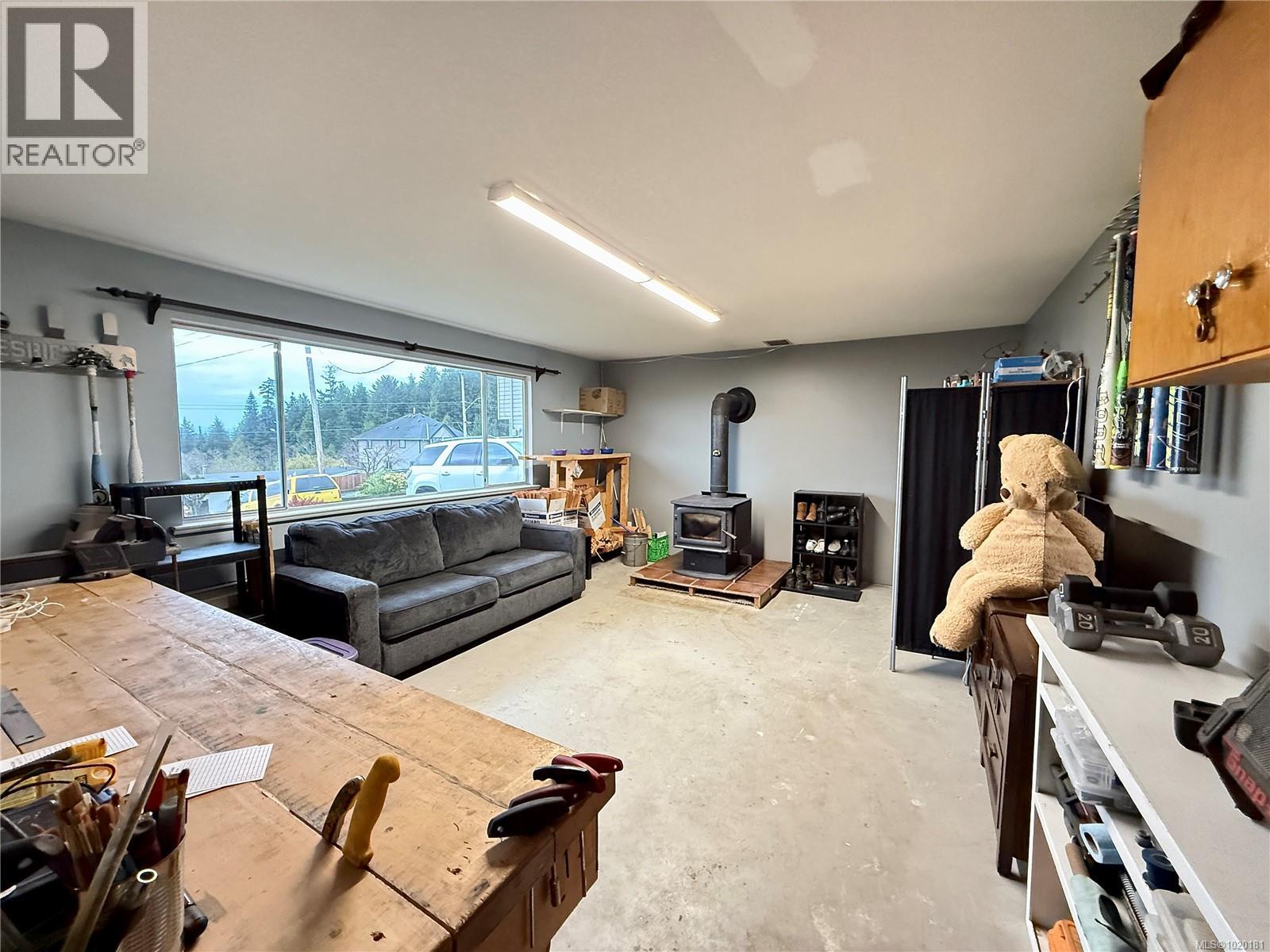 2611 Cardena Cres, Port McNeill