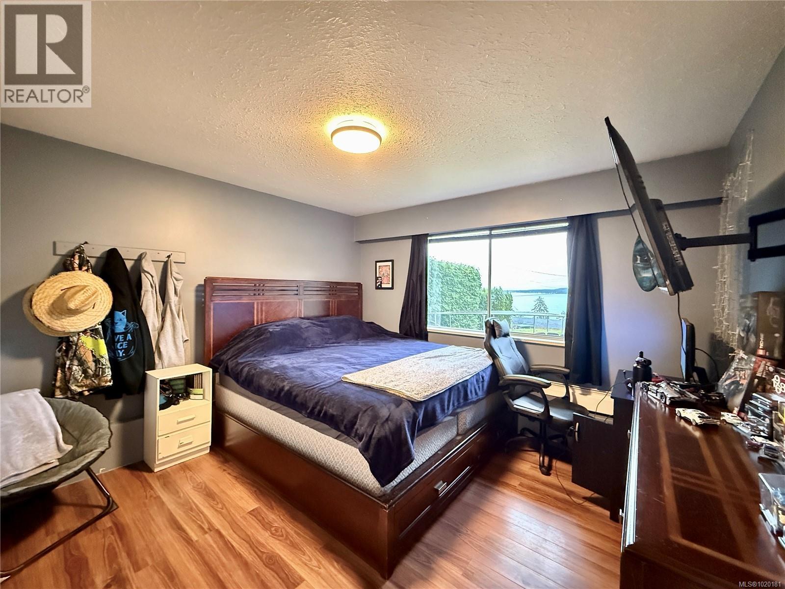 2611 Cardena Cres, Port McNeill