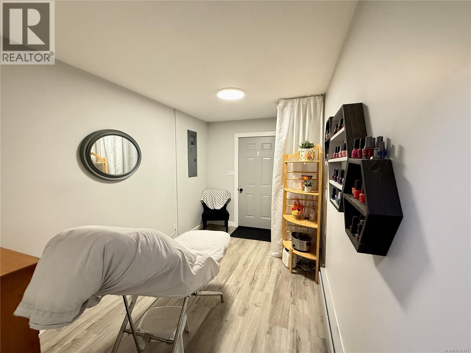 2611 Cardena Cres, Port McNeill