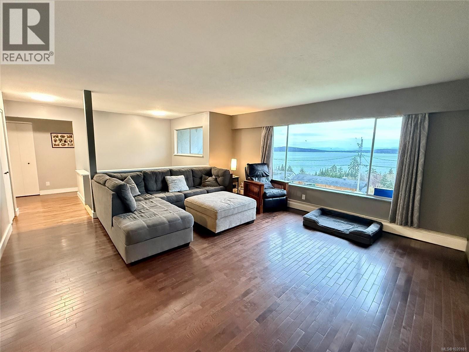 2611 Cardena Cres, Port McNeill