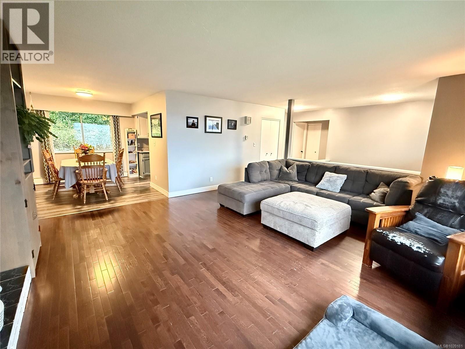 2611 Cardena Cres, Port McNeill