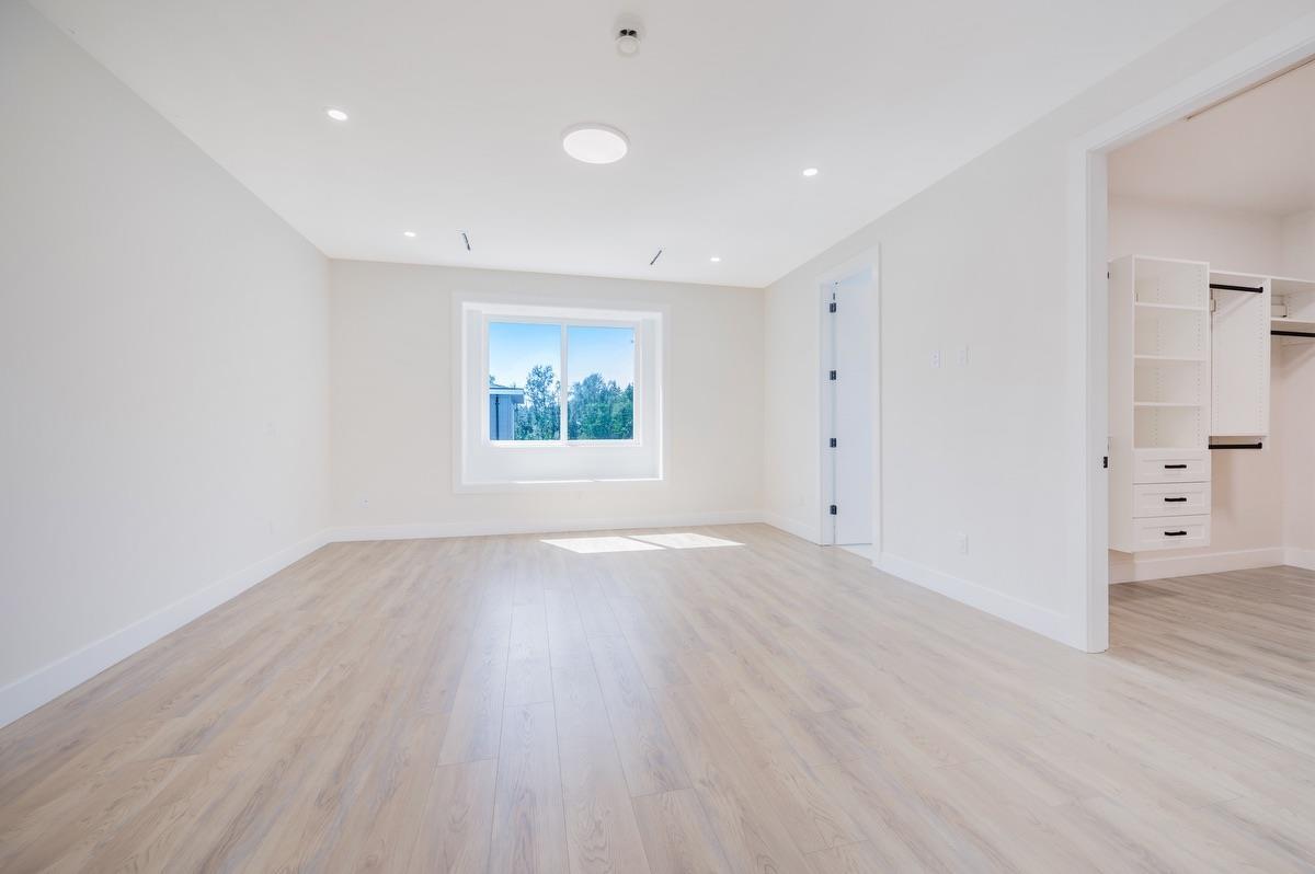 2715 201 STREET, Langley