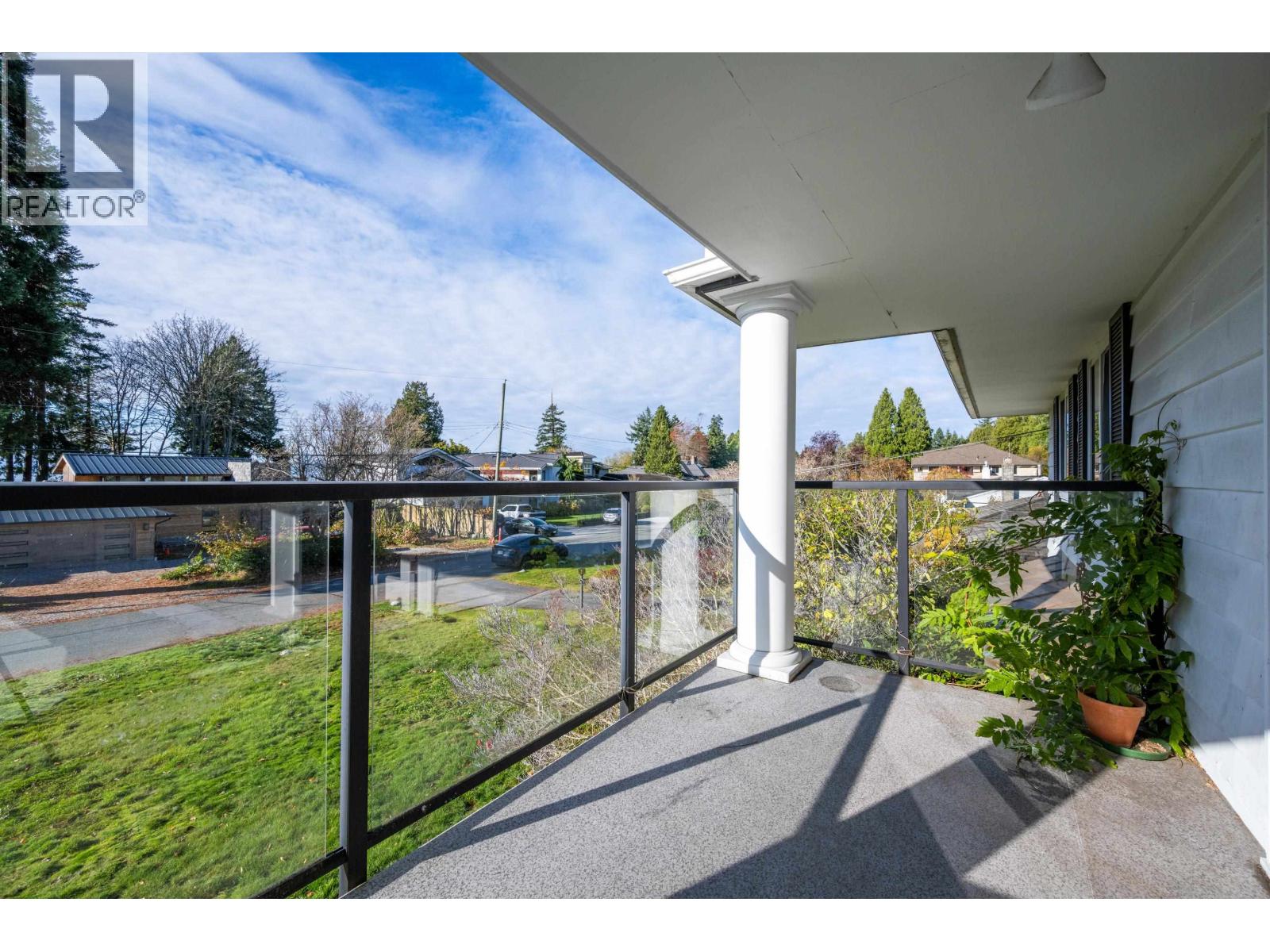 906 PACIFIC Drive, Delta