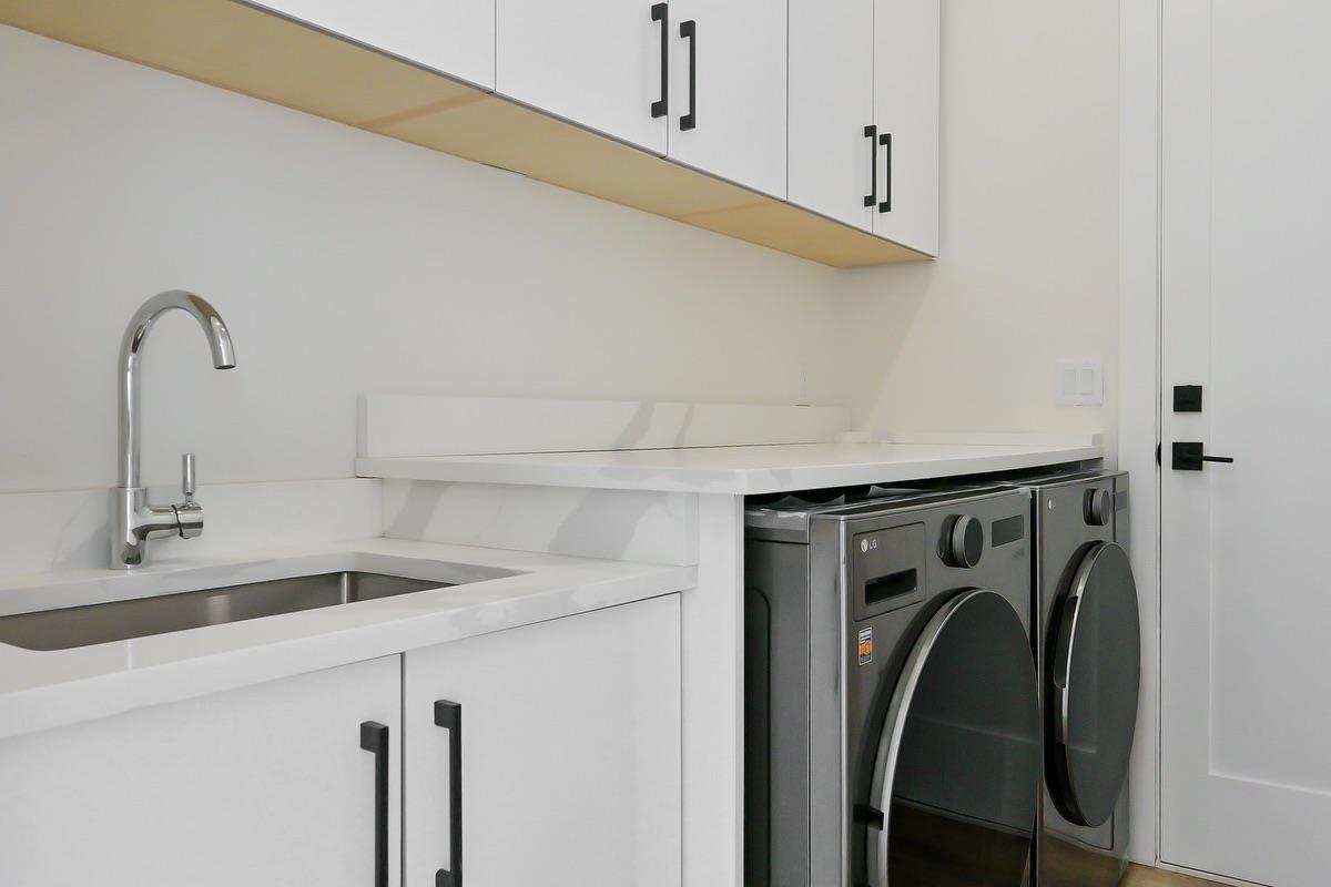 2715 201 STREET, Langley