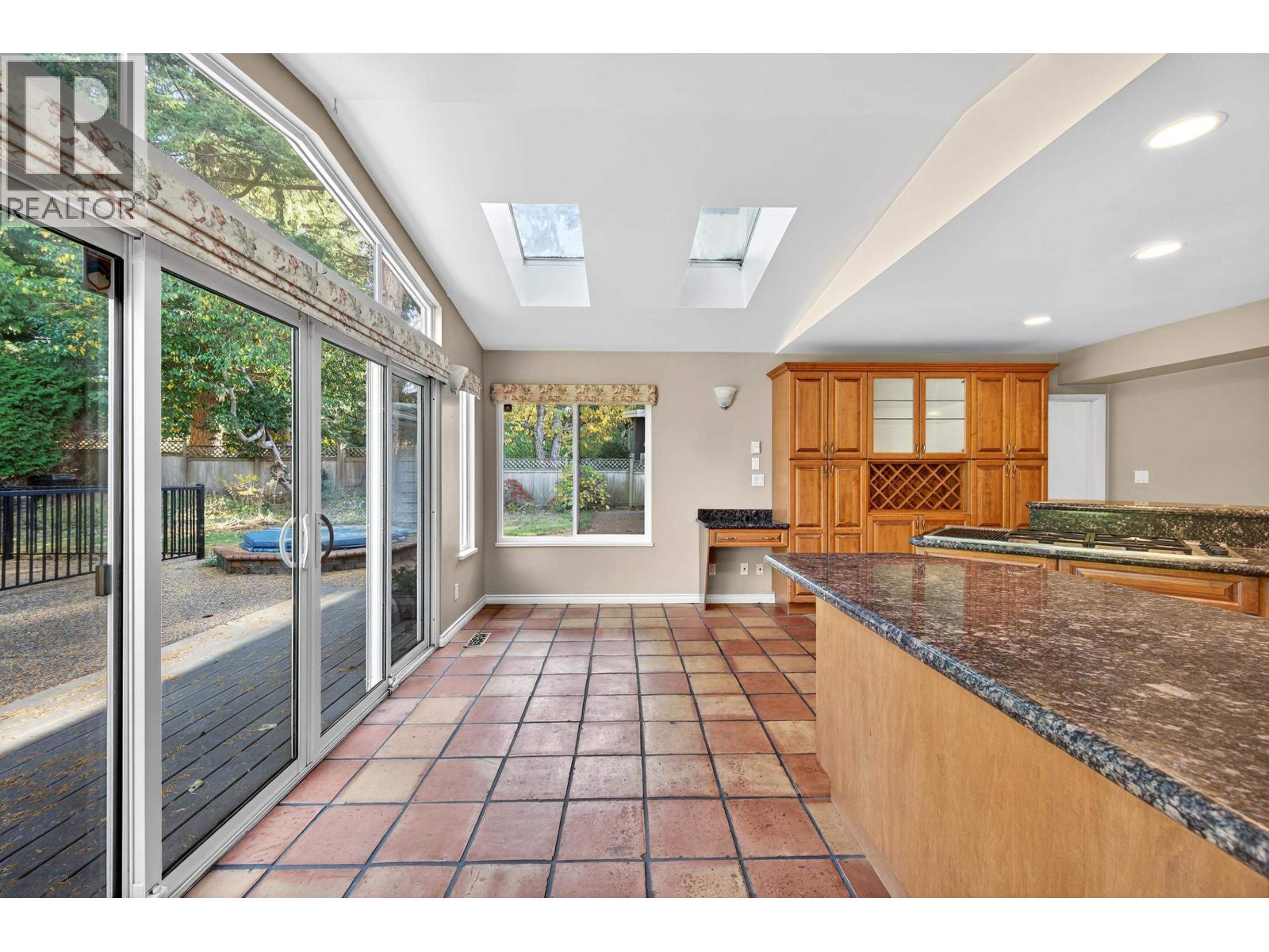 906 PACIFIC Drive, Delta