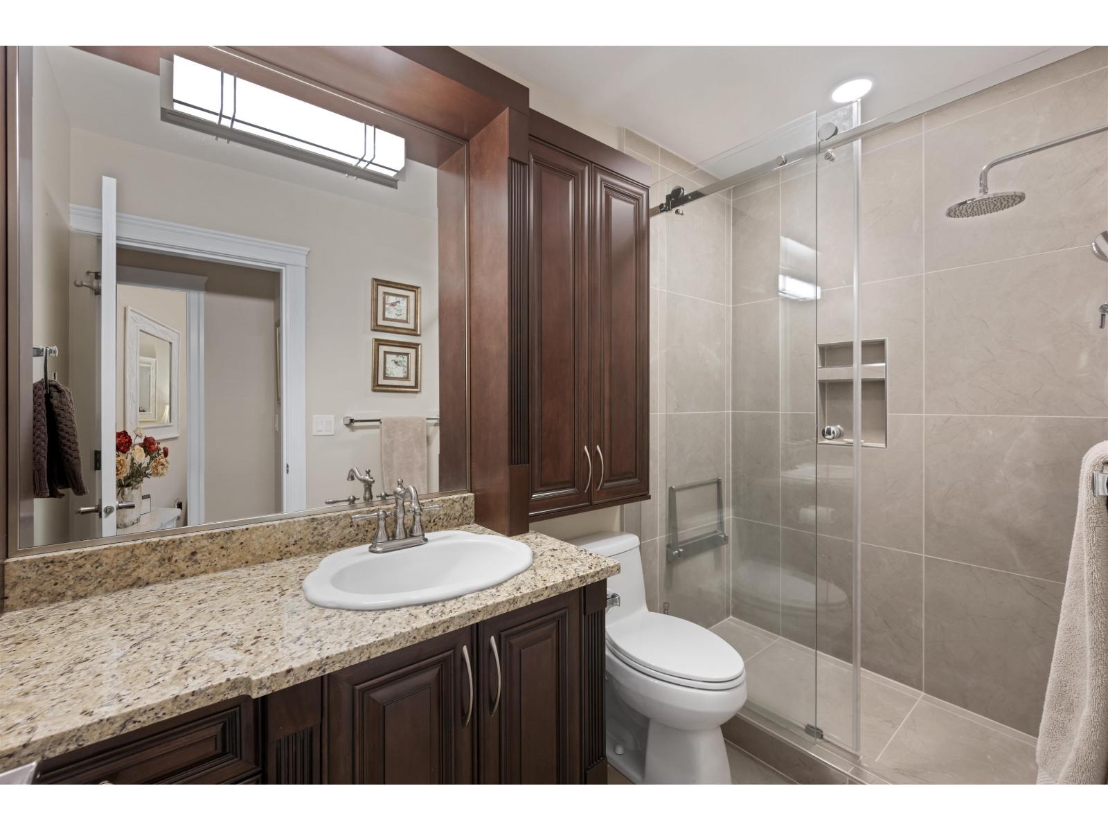 15781 PACIFIC AVENUE, White Rock