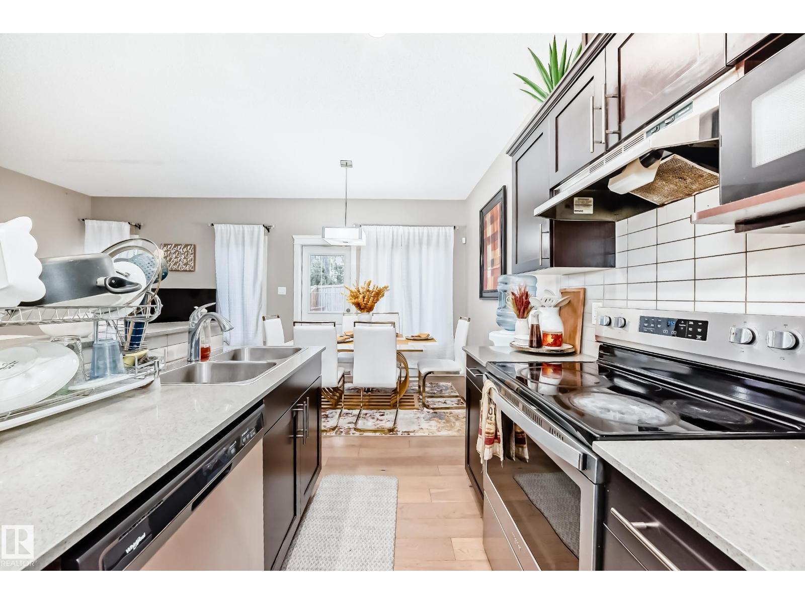 246 HAWKS RIDGE BV NW, Edmonton