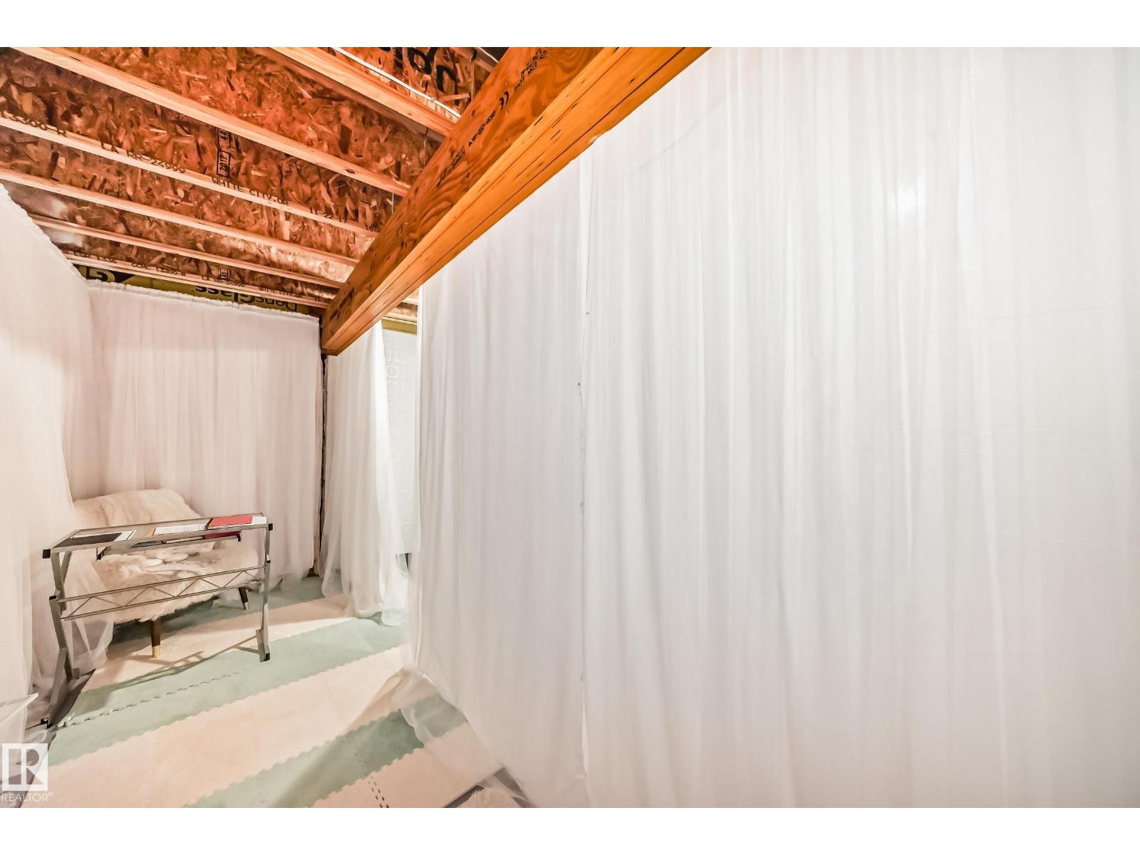 246 HAWKS RIDGE BV NW, Edmonton