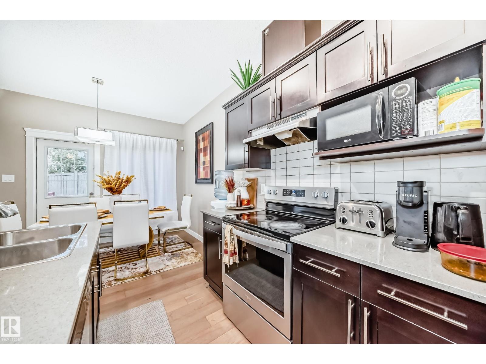 246 HAWKS RIDGE BV NW, Edmonton