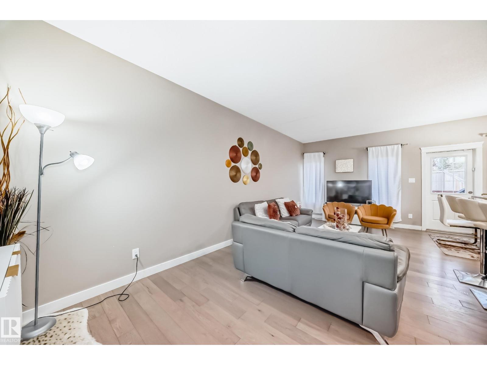 246 HAWKS RIDGE BV NW, Edmonton