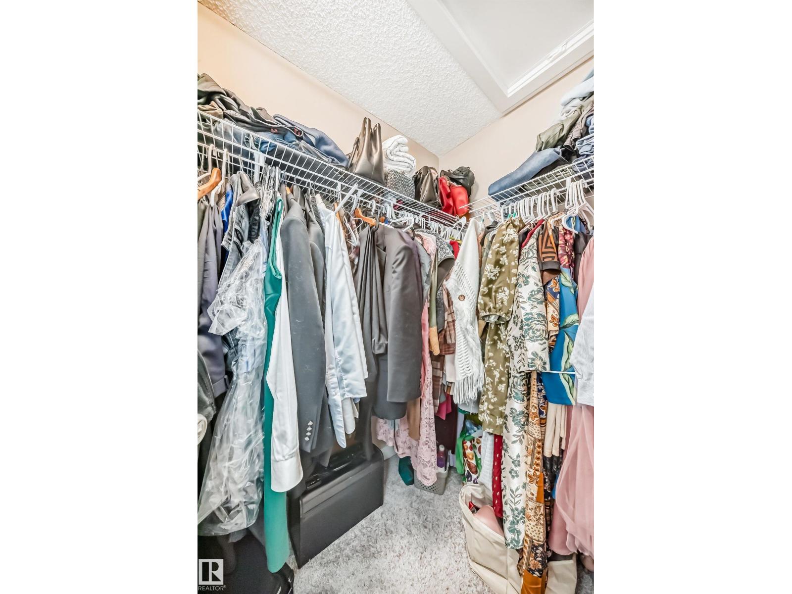 246 HAWKS RIDGE BV NW, Edmonton