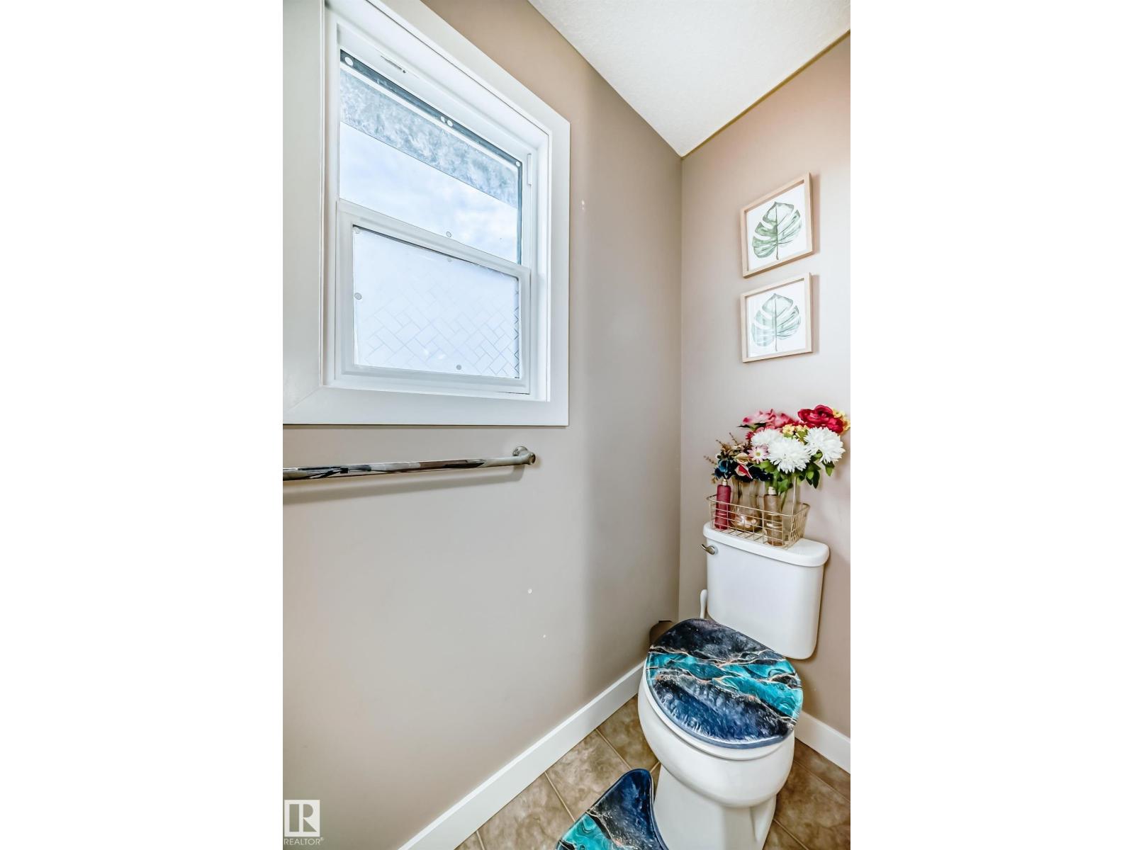 246 HAWKS RIDGE BV NW, Edmonton