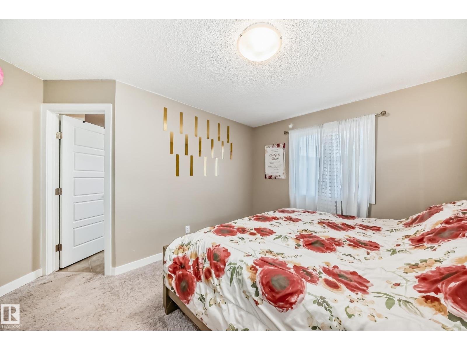 246 HAWKS RIDGE BV NW, Edmonton