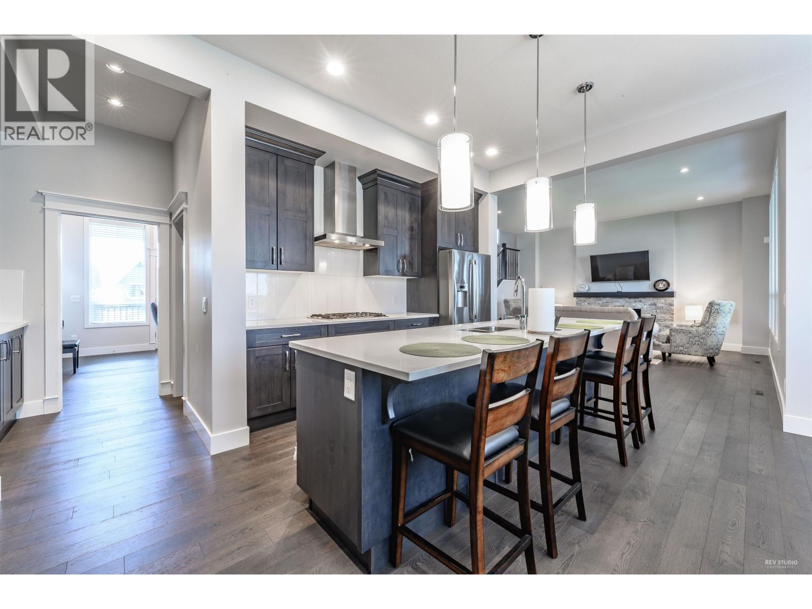 3565 SHEFFIELD AVENUE, Coquitlam