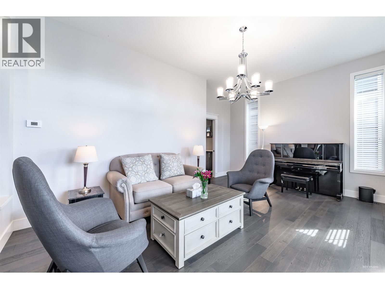 3565 SHEFFIELD AVENUE, Coquitlam