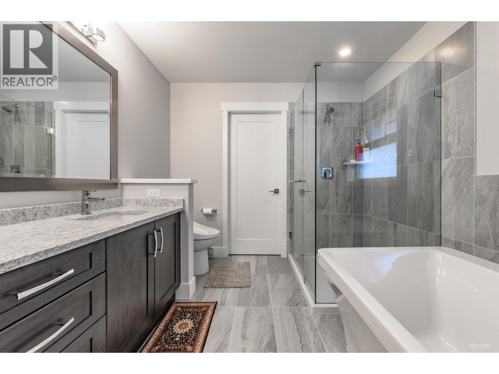 3565 SHEFFIELD AVENUE, Coquitlam