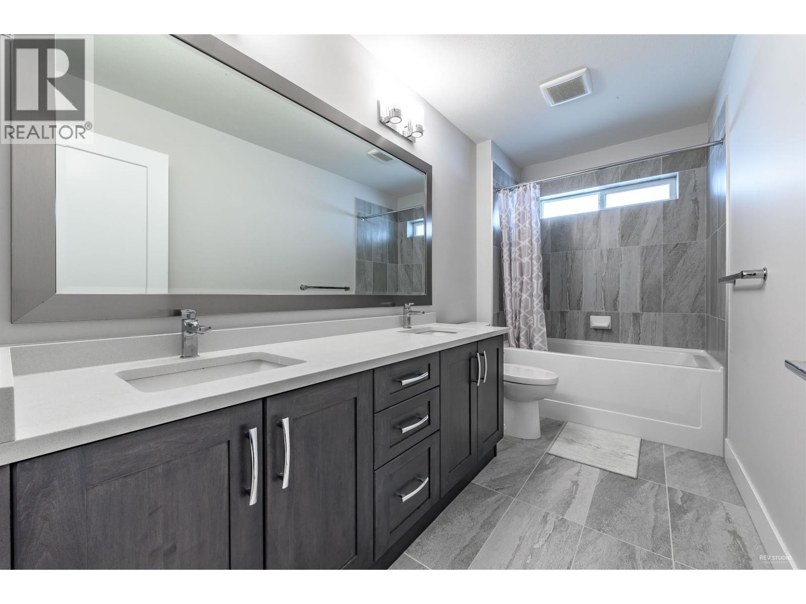 3565 SHEFFIELD AVENUE, Coquitlam