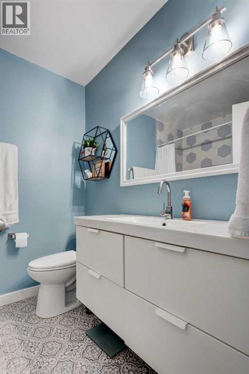 Single Family House for Sale in    Avenue SE Acadia Calgary 