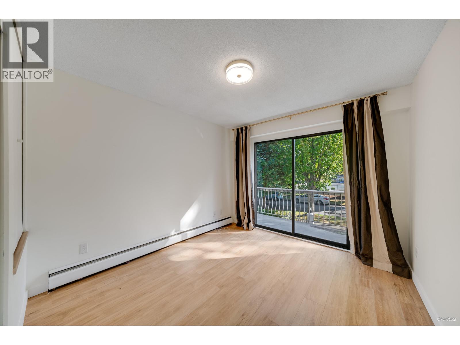 4565 W 9TH AVENUE, Vancouver