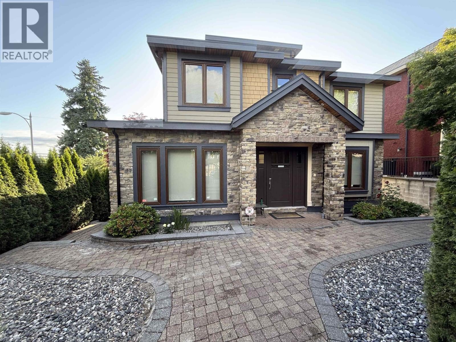 7689 JASPER CRESCENT, Vancouver