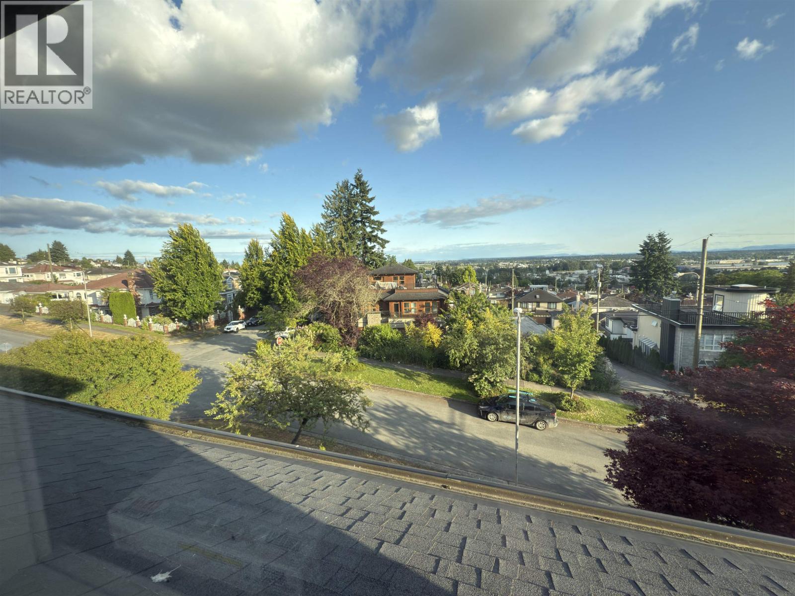 7689 JASPER CRESCENT, Vancouver