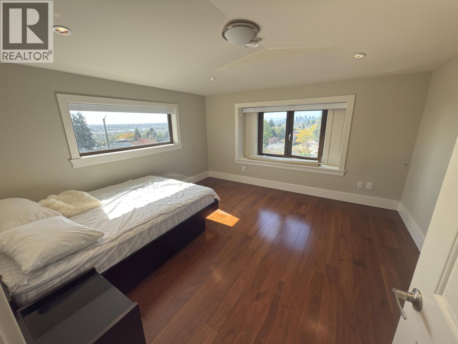 7689 JASPER CRESCENT, Vancouver