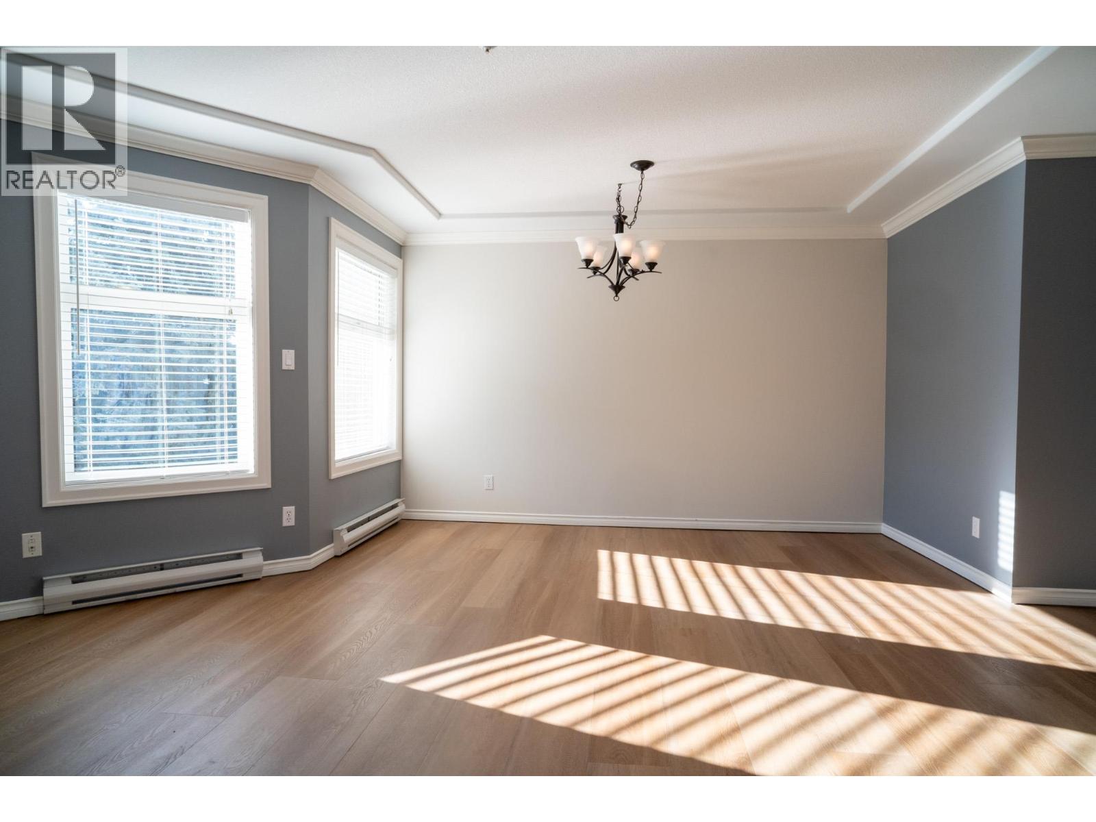 213 3300 Centennial Drive, Vernon