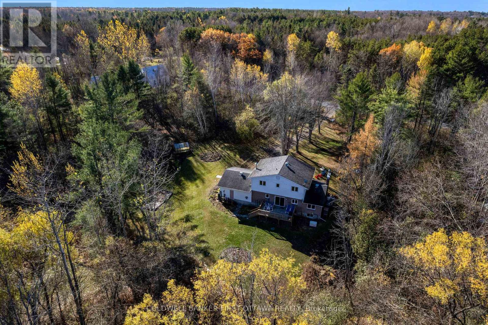 Private 23 acres with two meandering creeks