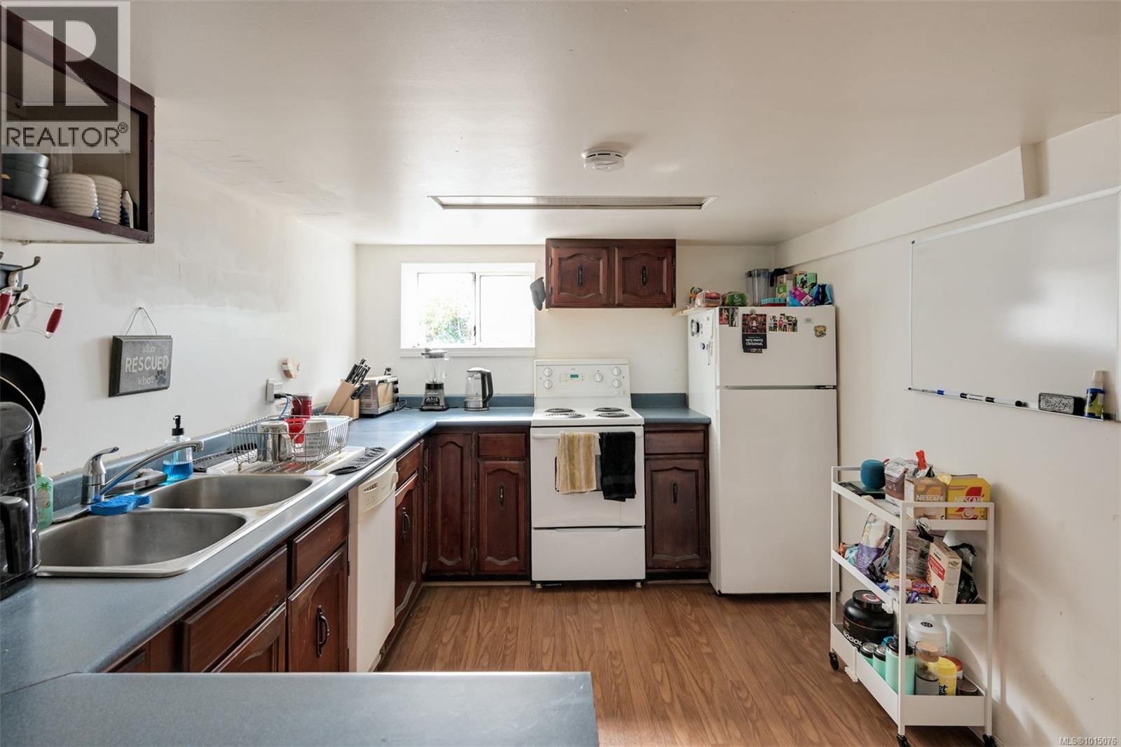  3883 Douglas Street, Saanich