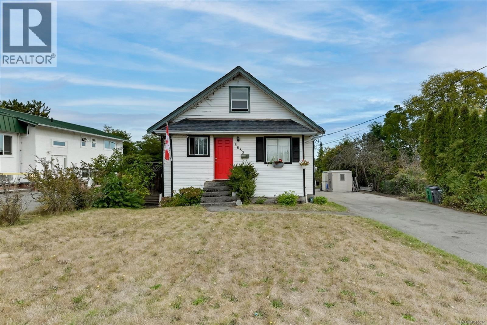  3883 Douglas Street, Saanich