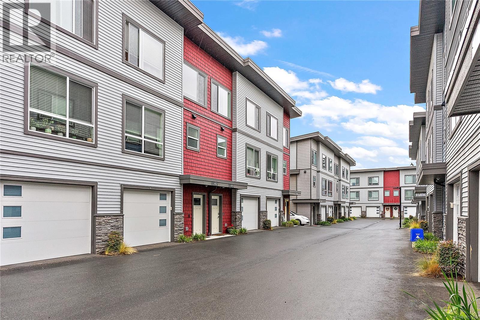 1102 3351 Luxton Rd, Langford