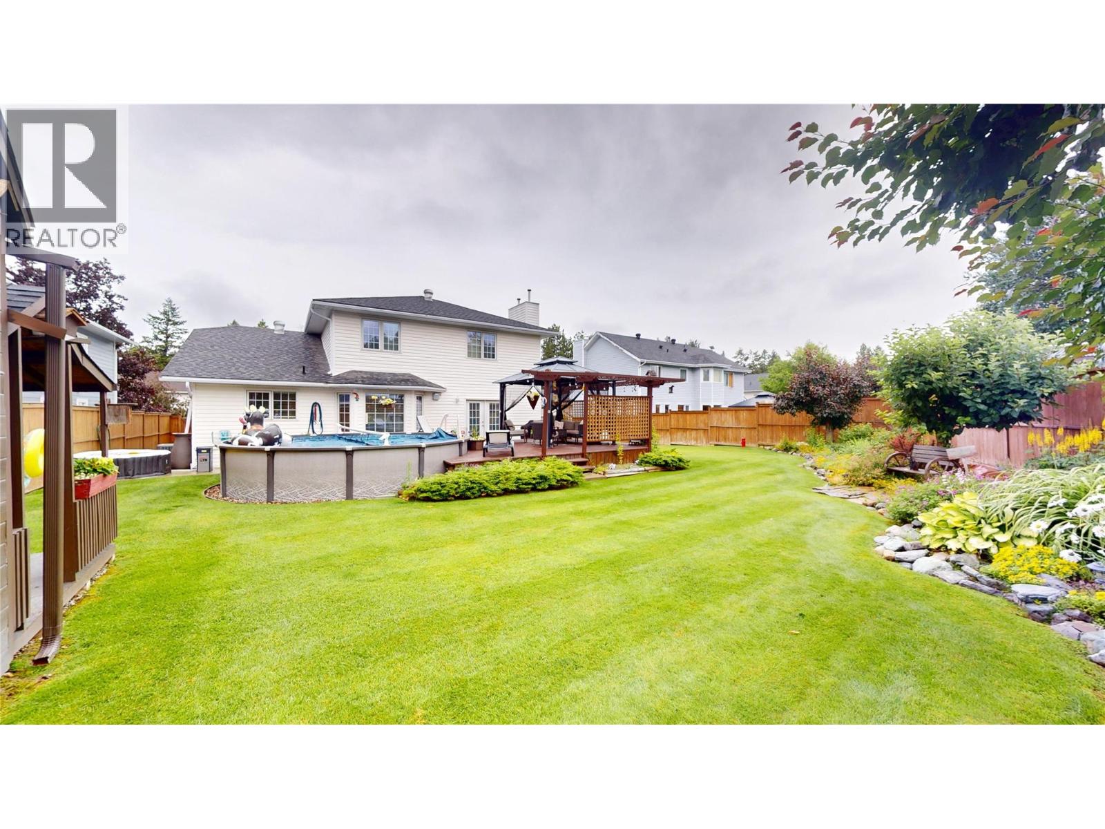 2904 Edgewood Drive, Cranbrook