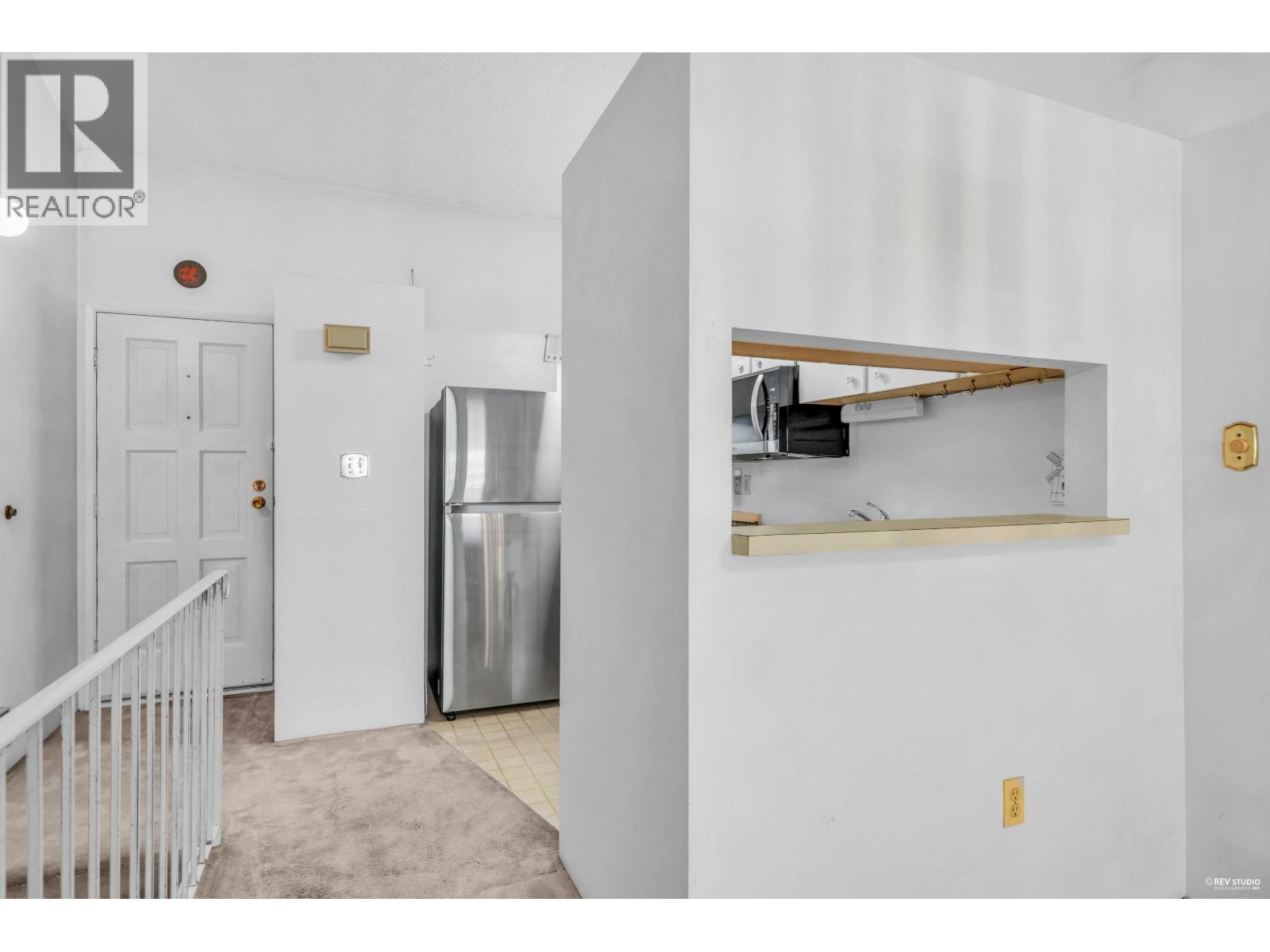 410 1363 CLYDE AVENUE, West Vancouver