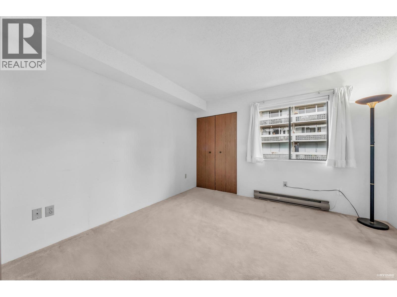 410 1363 CLYDE AVENUE, West Vancouver