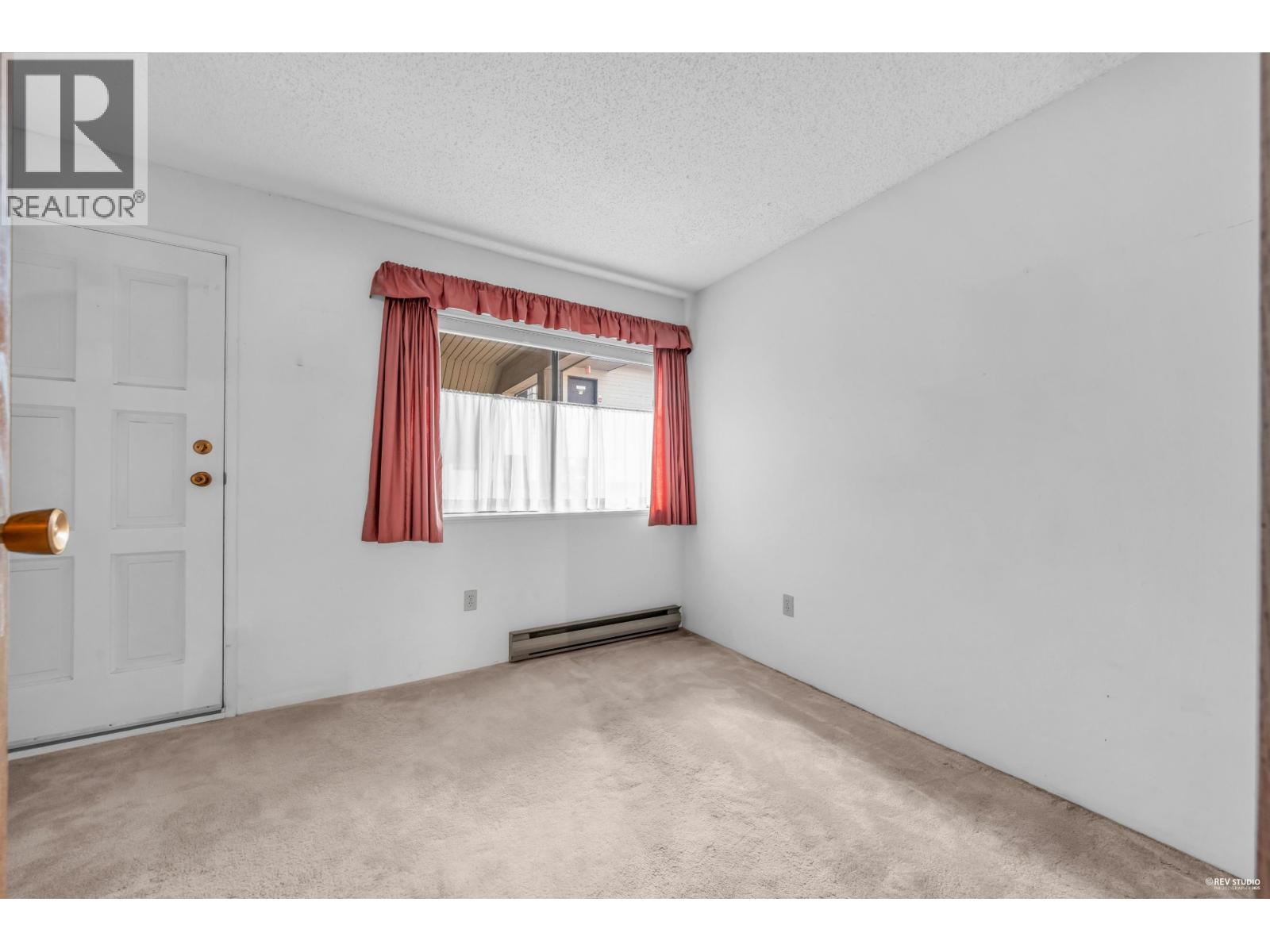 410 1363 CLYDE AVENUE, West Vancouver