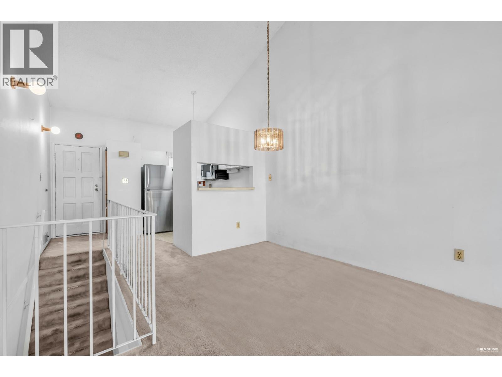 410 1363 CLYDE AVENUE, West Vancouver