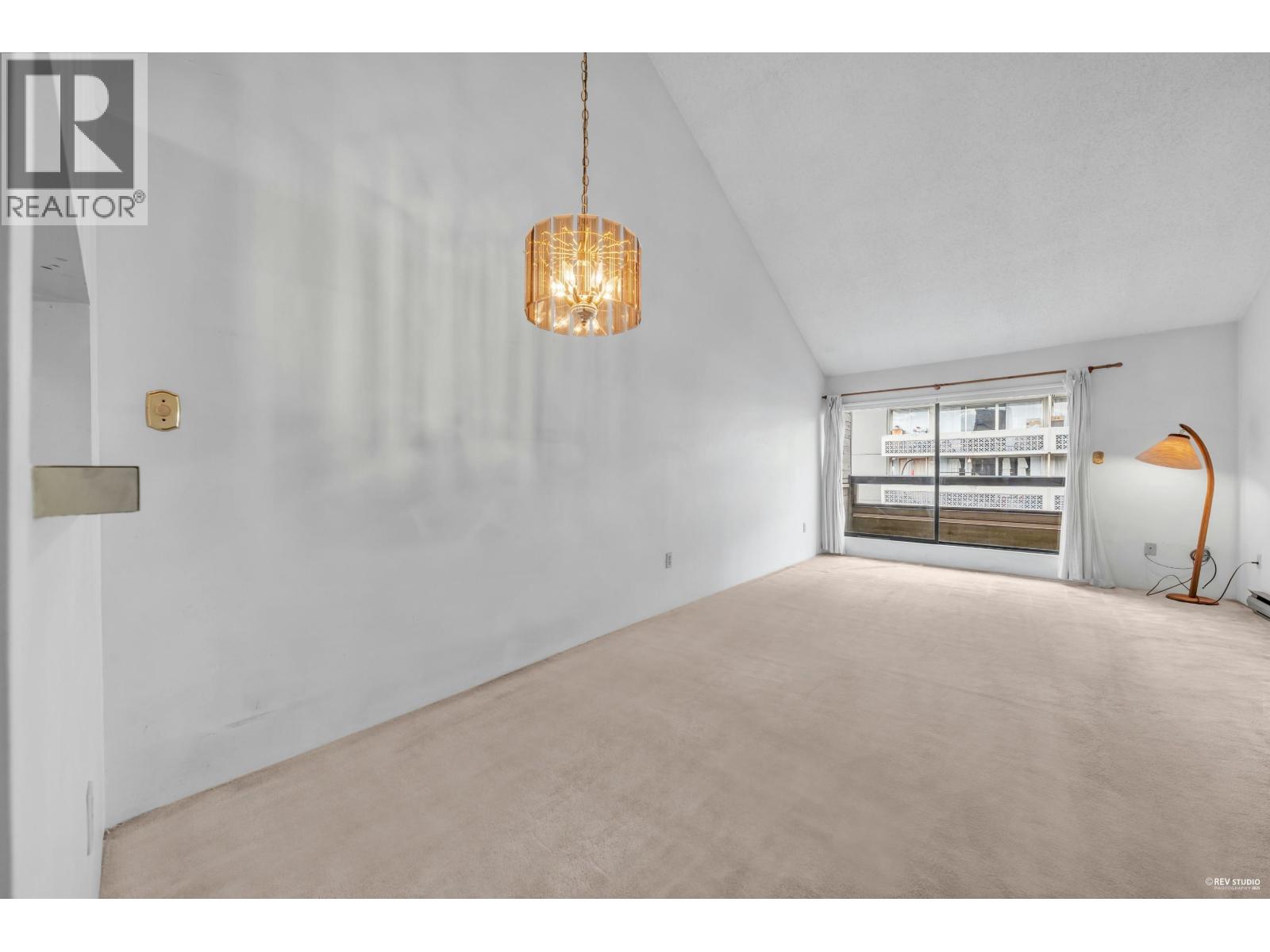 410 1363 CLYDE AVENUE, West Vancouver