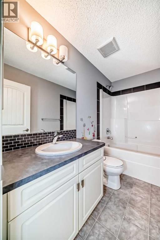 Single Family House for Sale in  New Brighton Grove SE New Brighton Calgary 