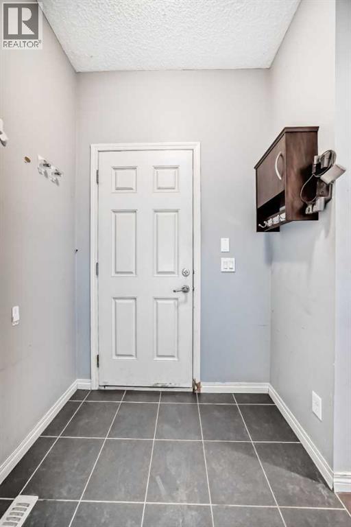 Single Family House for Sale in  New Brighton Grove SE New Brighton Calgary 