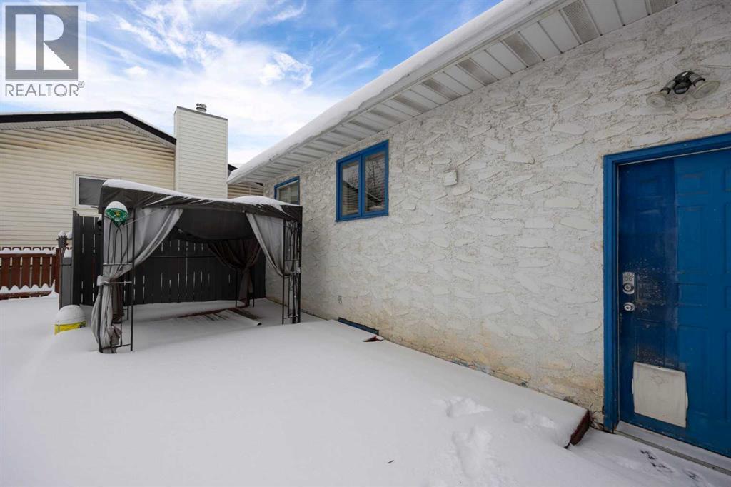 137 Parmenter Crescent, Fort McMurray