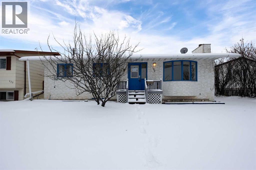 137 Parmenter Crescent, Fort McMurray