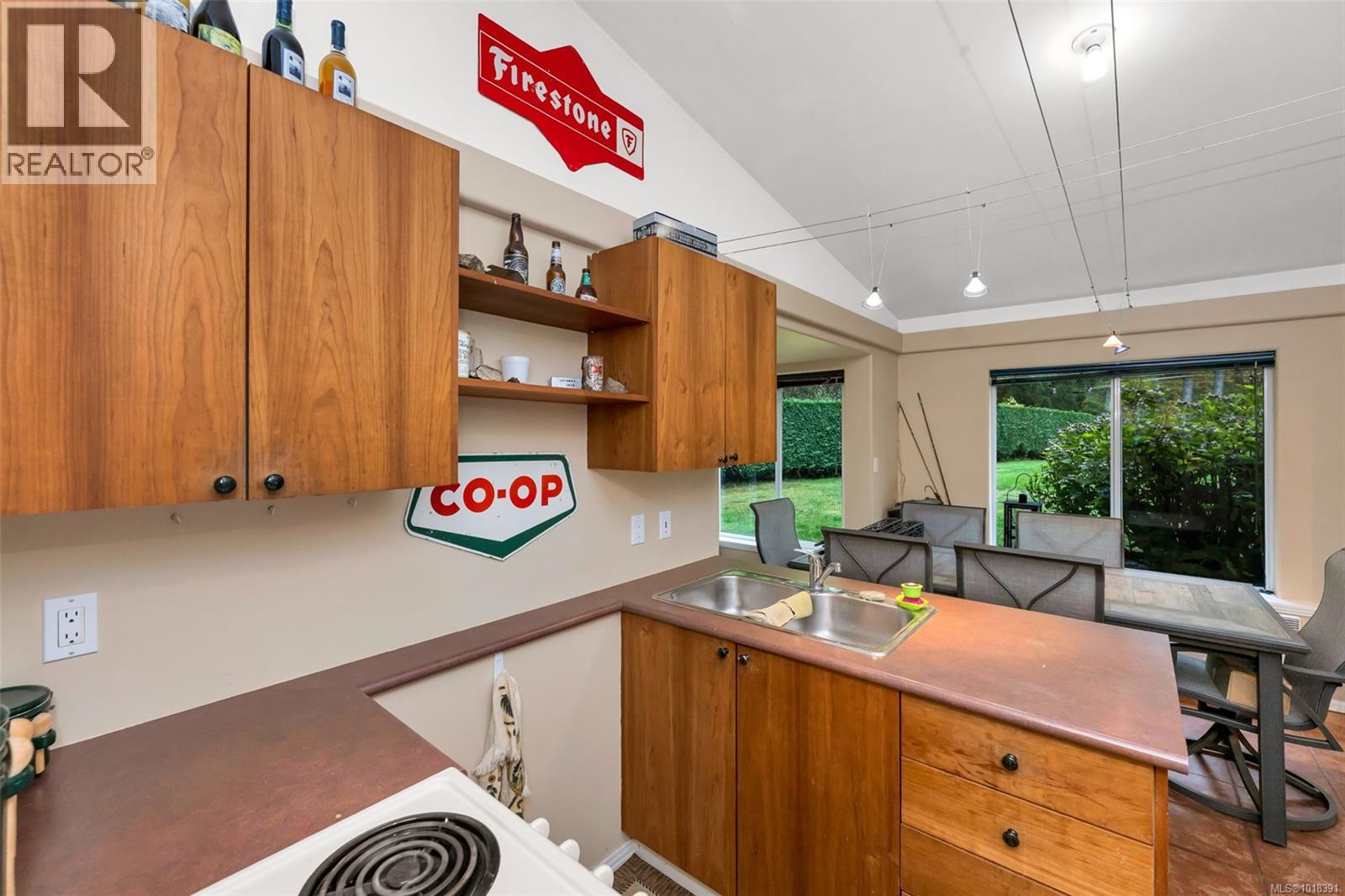 1212 Bazett Rd, Duncan