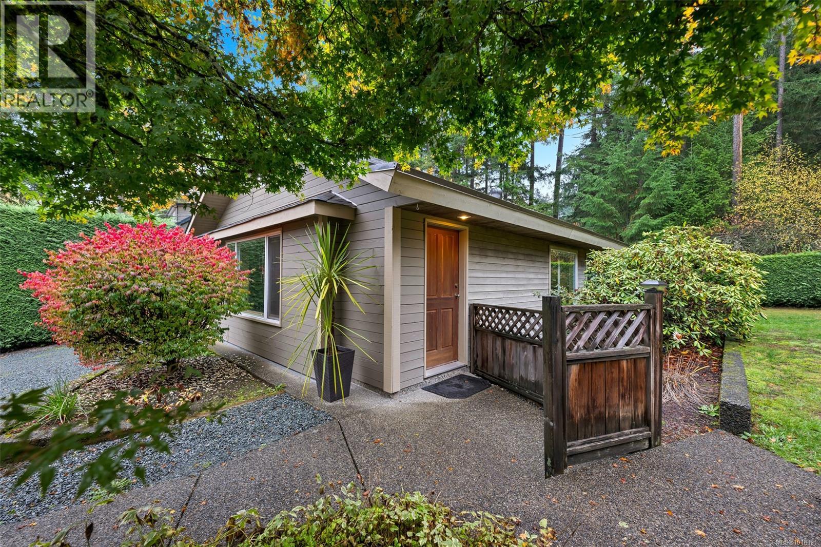 1212 Bazett Rd, Duncan