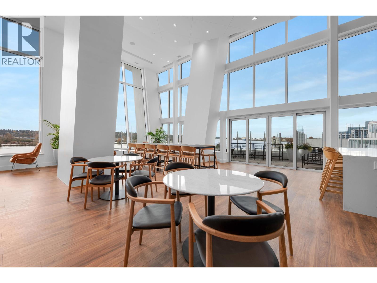 4001 680 QUAYSIDE DRIVE, New Westminster