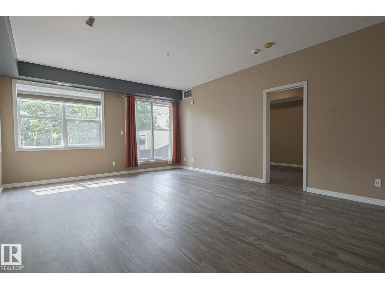 #113 9507 101 AV NW, Edmonton