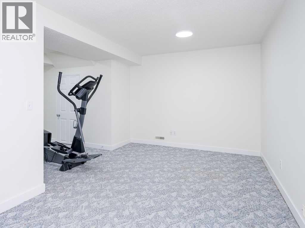 Single Family House for Sale in  Catalina Circle NE Monterey Park Calgary 