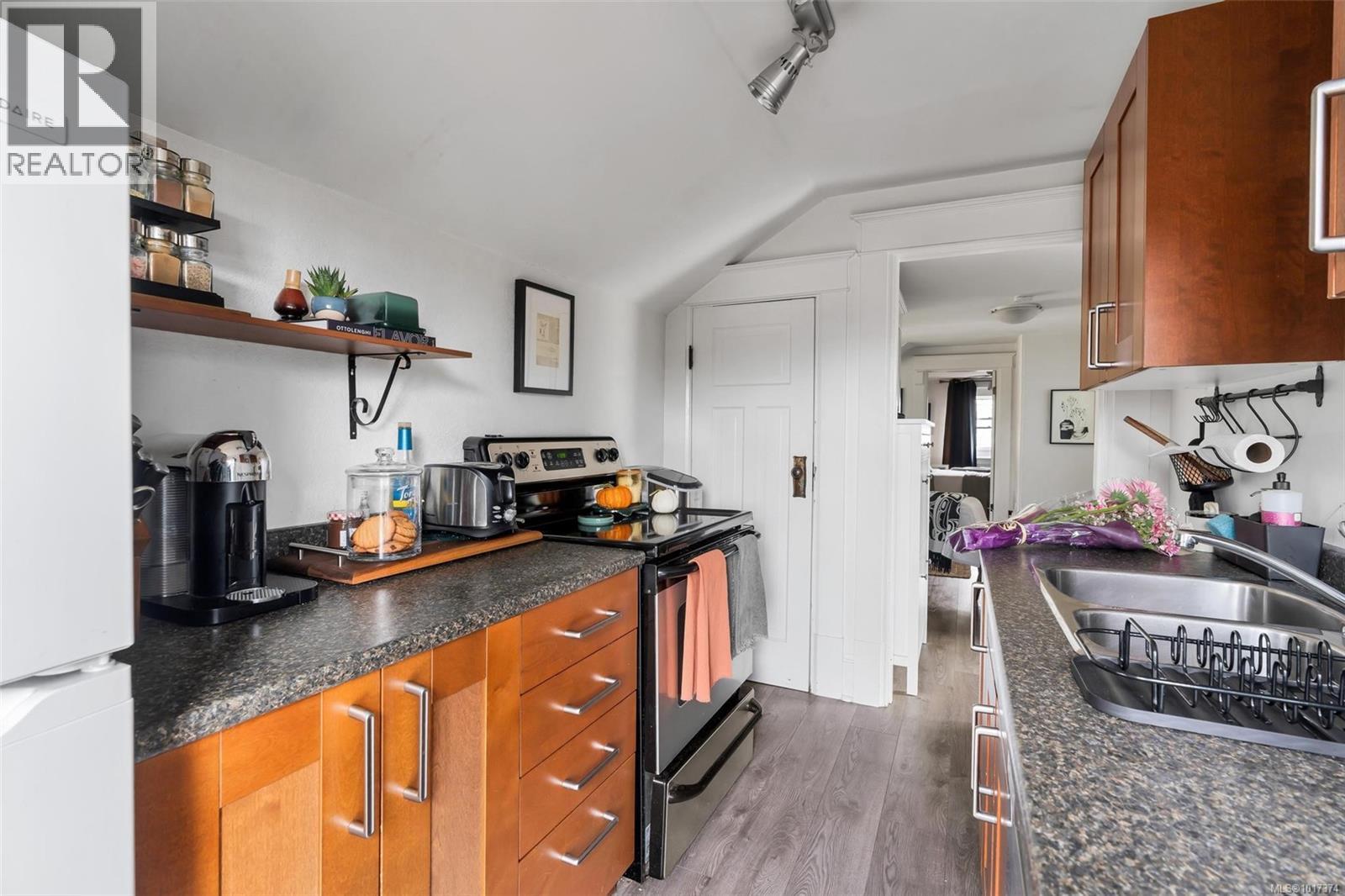  2652 Blackwood Street, Victoria