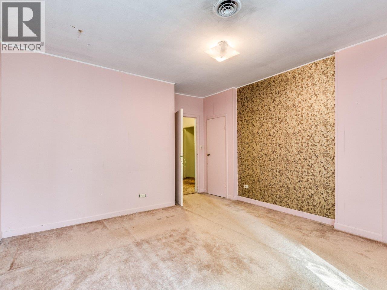 840 ROCHESTER AVENUE, Coquitlam